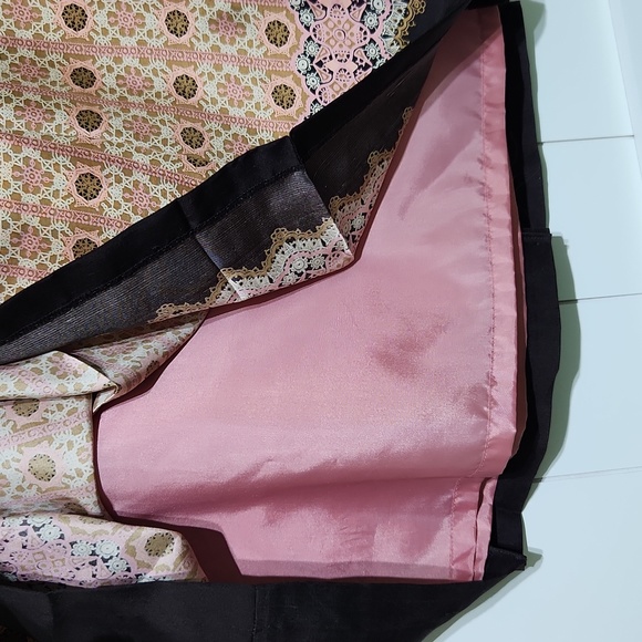 Tapemeasure skirt - Picture 3 of 4